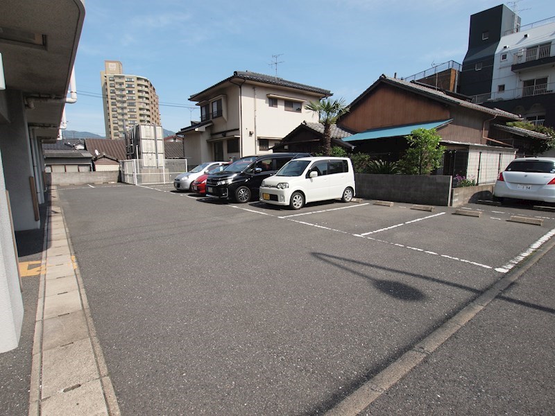 アイレックス 駐車場