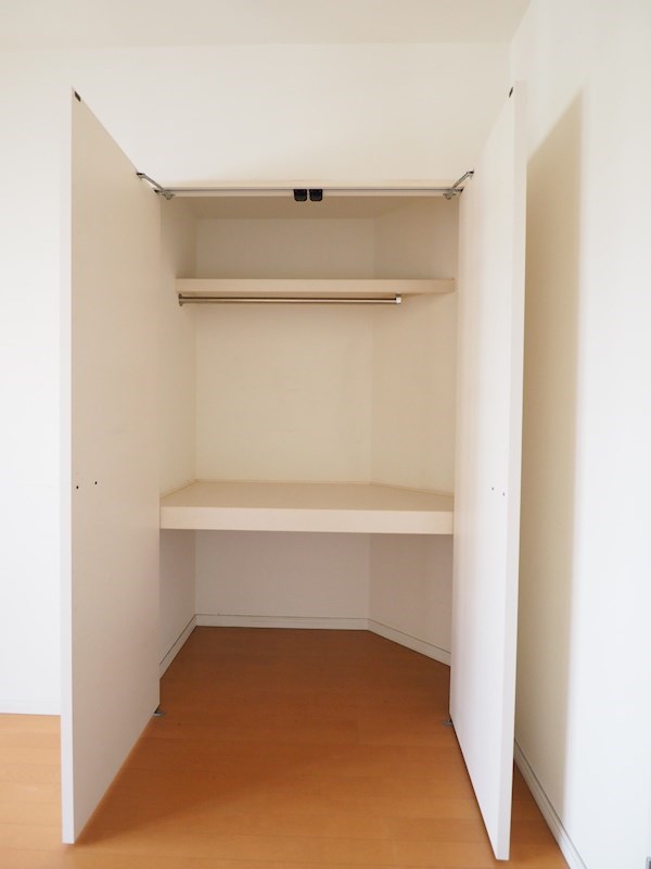 シャトレ大手町N棟 収納