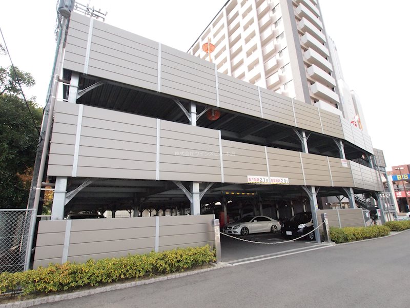 グランエスパシオ浅野 駐車場