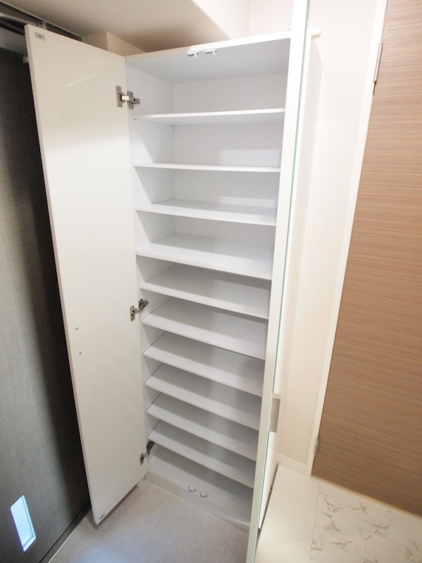 ノースステイツ片野 玄関