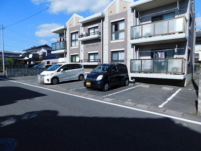 フェリーチェ木下 駐車場