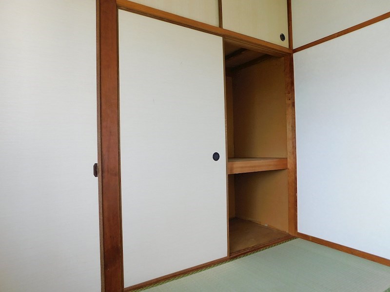 コーポ希玲 収納
