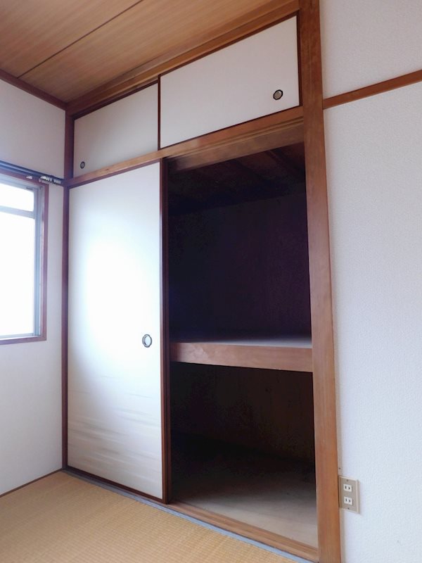 小森アパート 収納