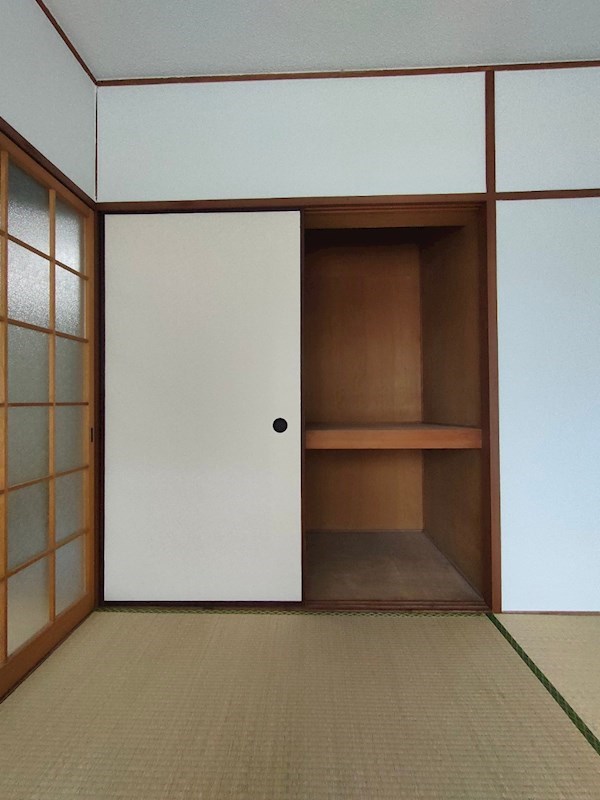 康園アパート 収納