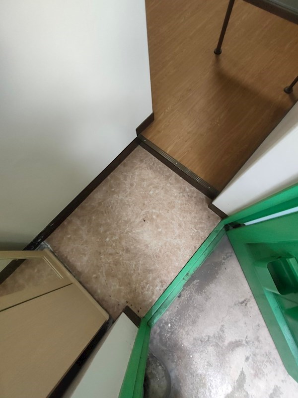 康園アパート 玄関