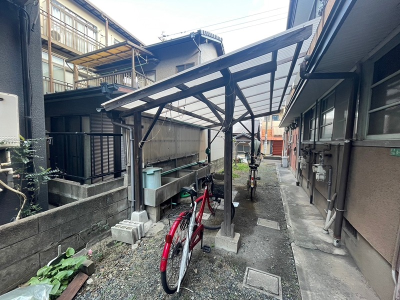 横尾アパート 駐車場
