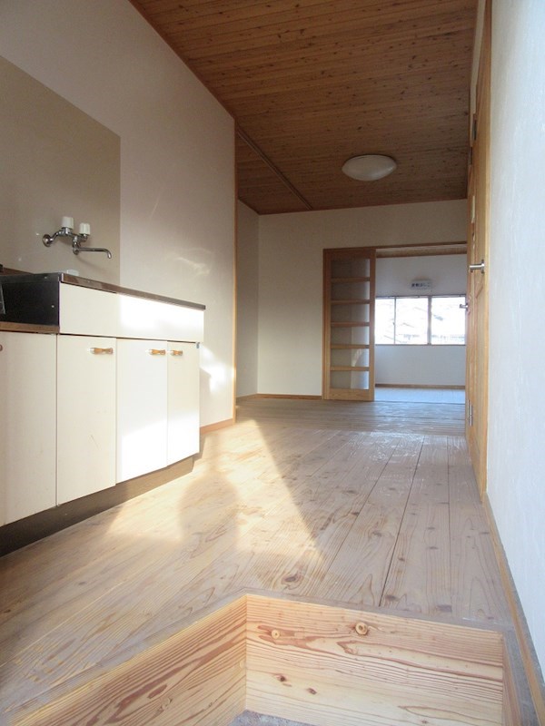うめたにマンション 玄関