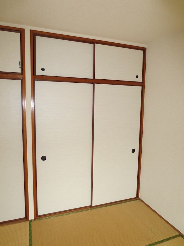 シャトレ松尾 収納