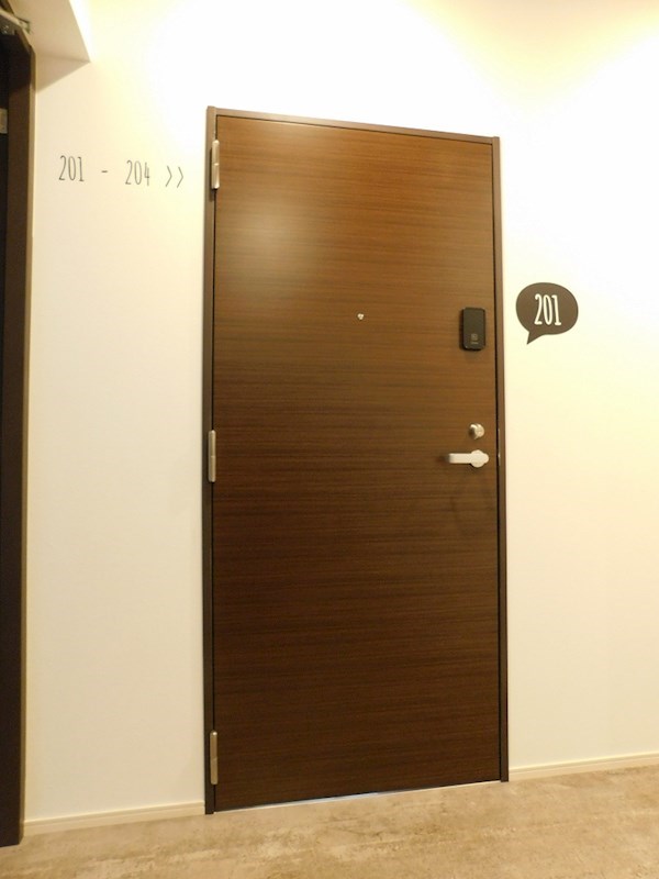 コンプレート古船場～MALTIVA～ 玄関