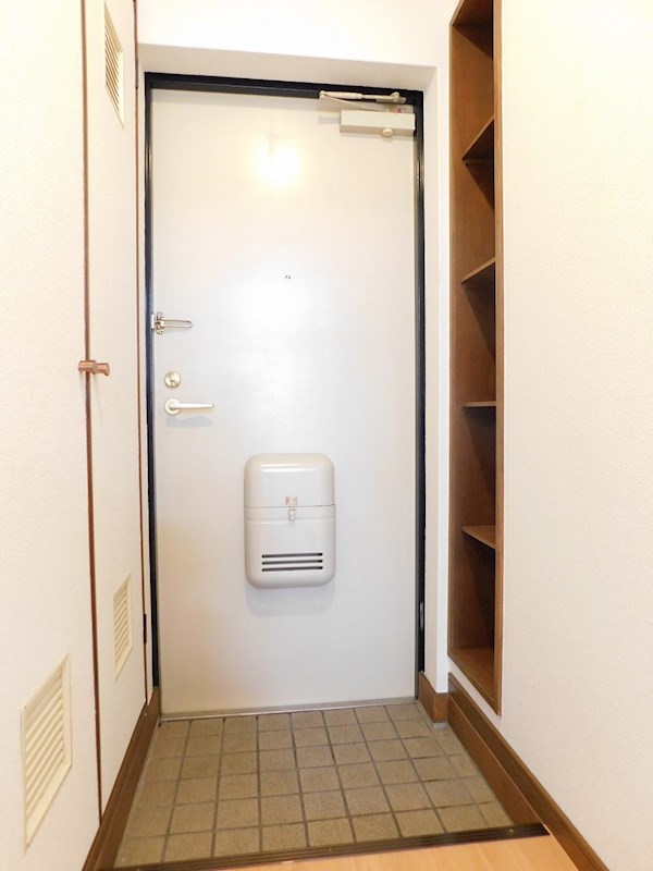 AC戸畑 玄関