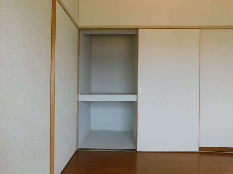 下到津マンション 収納