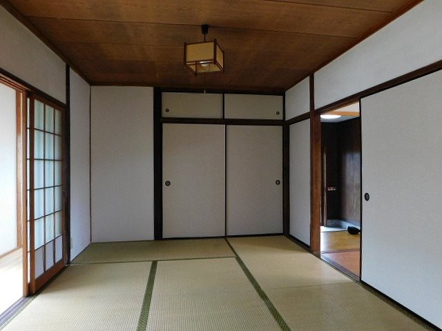 夏吉3252貸家 収納