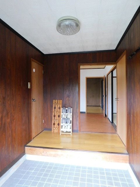 夏吉3252貸家 玄関