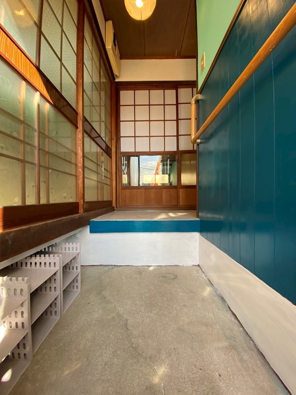 片上町長屋　中部屋貸家 玄関