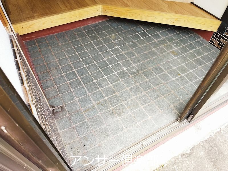 古前二丁目18番貸家 玄関