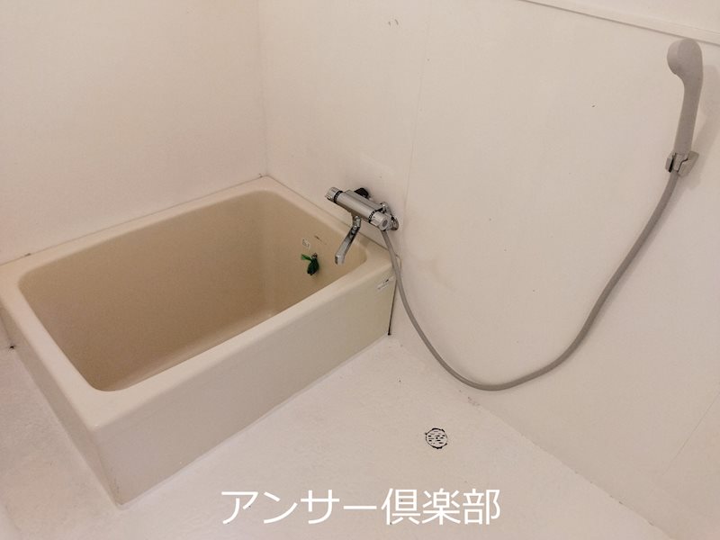 古前二丁目18番貸家 風呂画像