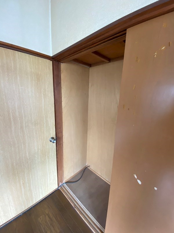 湯川新町3丁目貸家 収納