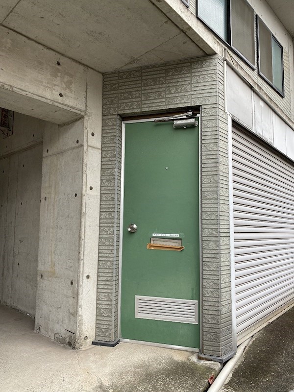 尾倉一丁目テナント　 玄関