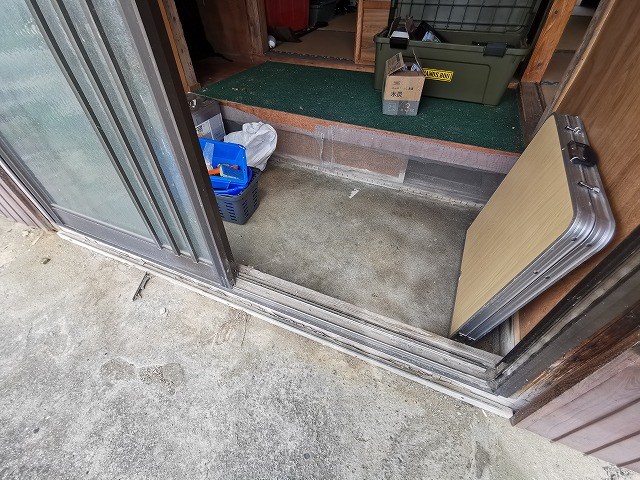 高陽台２丁目貸倉庫 玄関