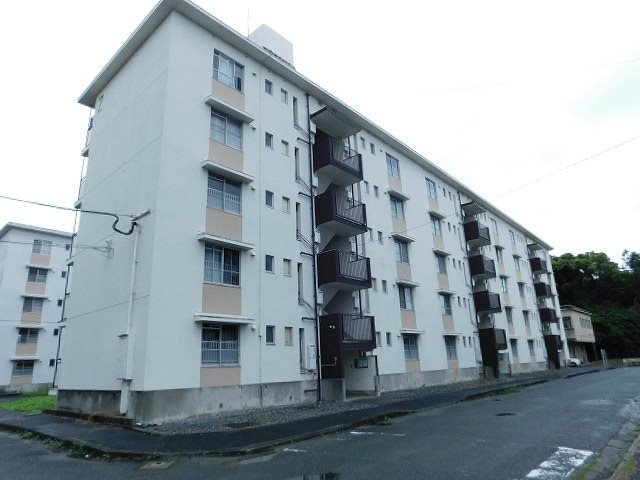 ヴィラナリー中間Ⅱ2号棟 外観