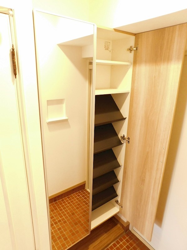コンプレート古船場 収納