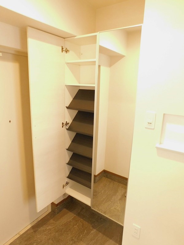 コンプレート古船場 収納