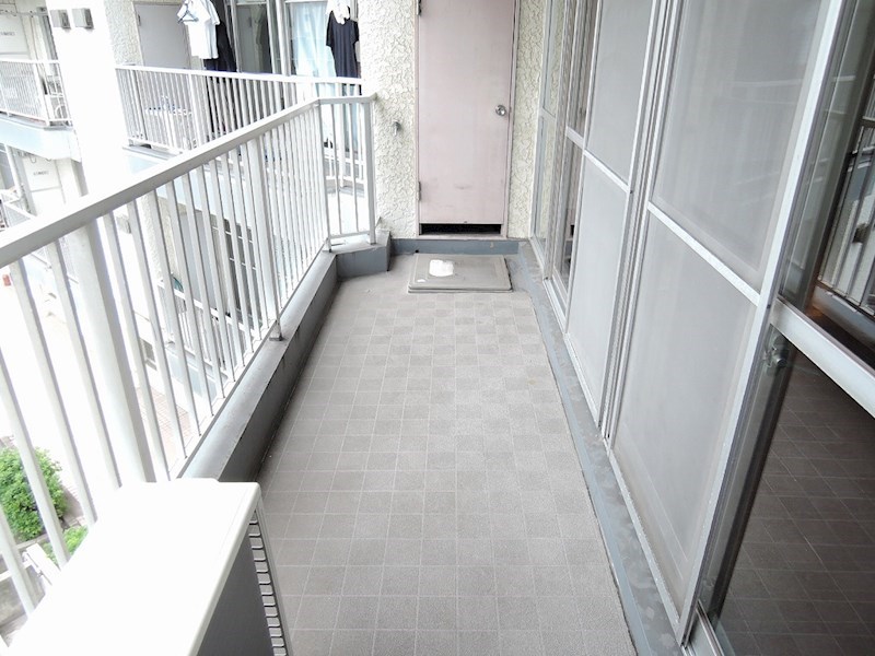 チュリス小倉 ベランダ