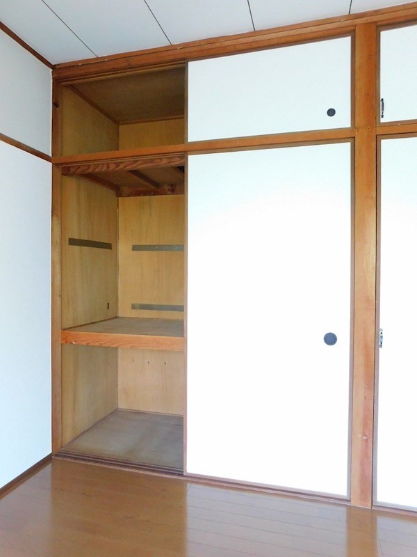 ヒカリハイツ 収納