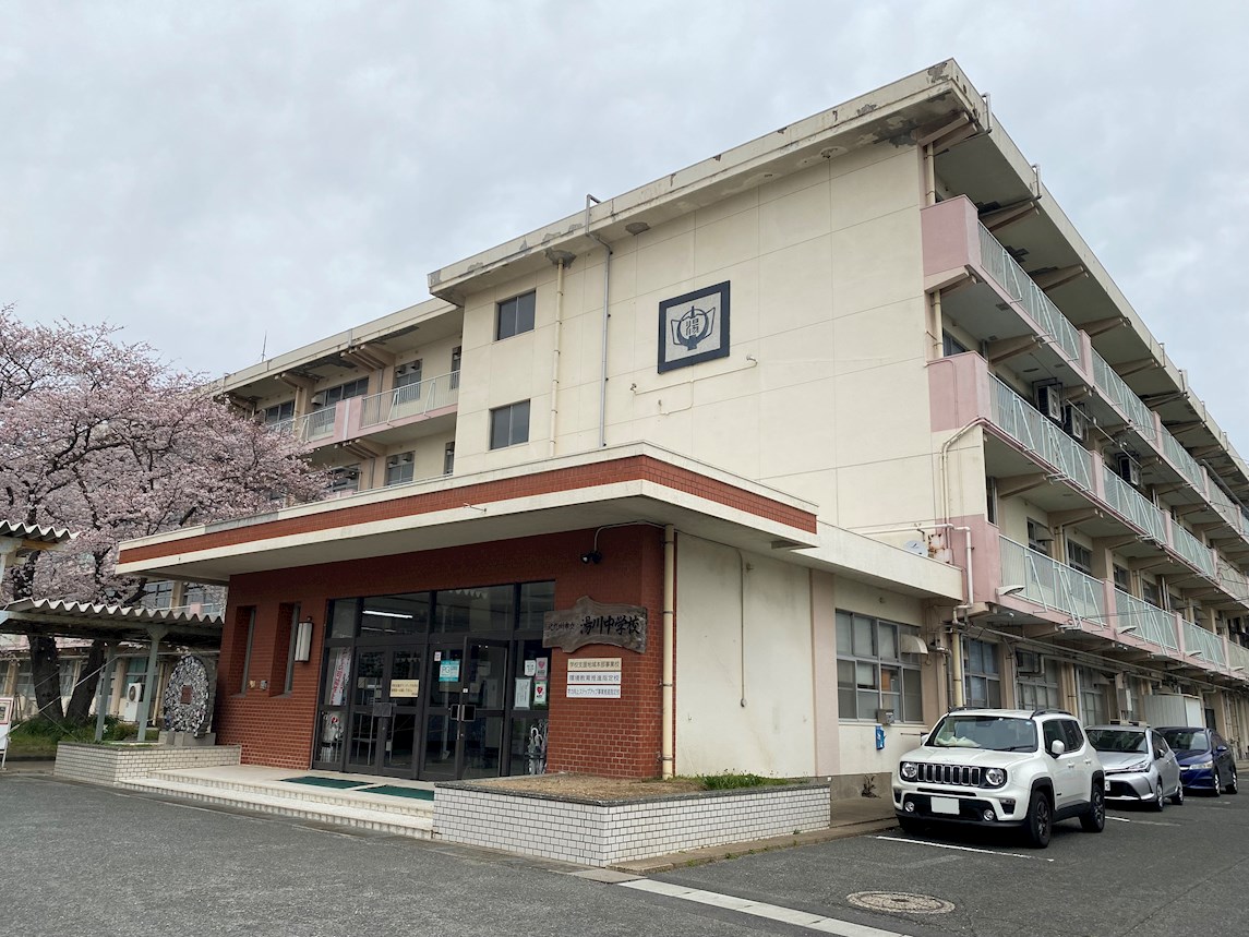 ウィンディアちぐさ　B棟 中学校