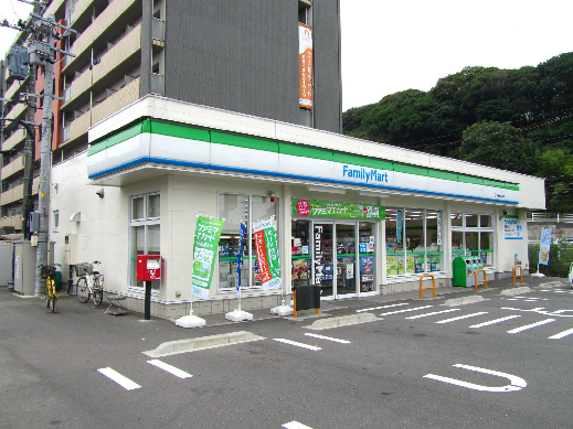 本田マンション コンビニ