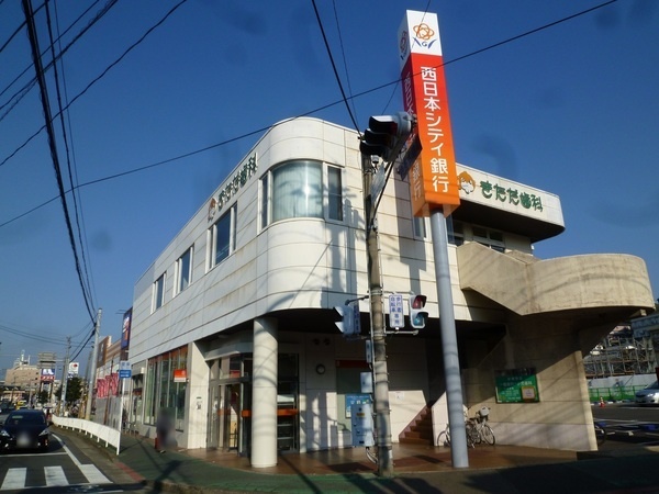 ロマネスクもりつね 銀行