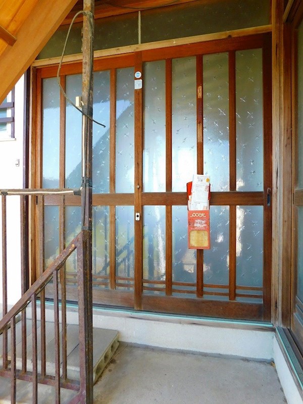 鶴丸事務所2階A エントランス