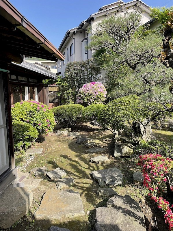 上富野四丁目14番貸家 庭