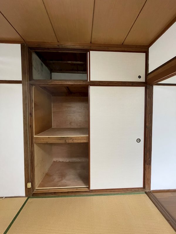 赤島町39番貸家 収納