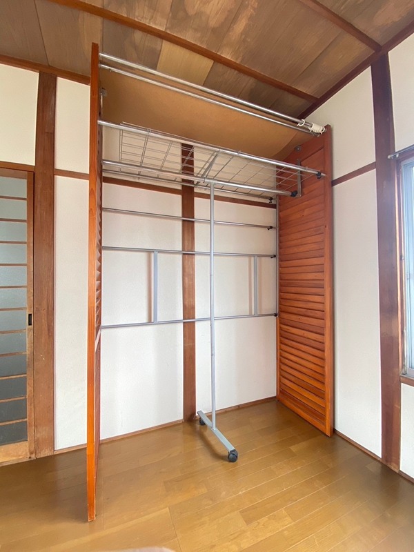 三津木アパートB 収納