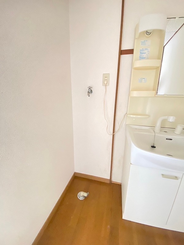 三津木アパートB 洗面所