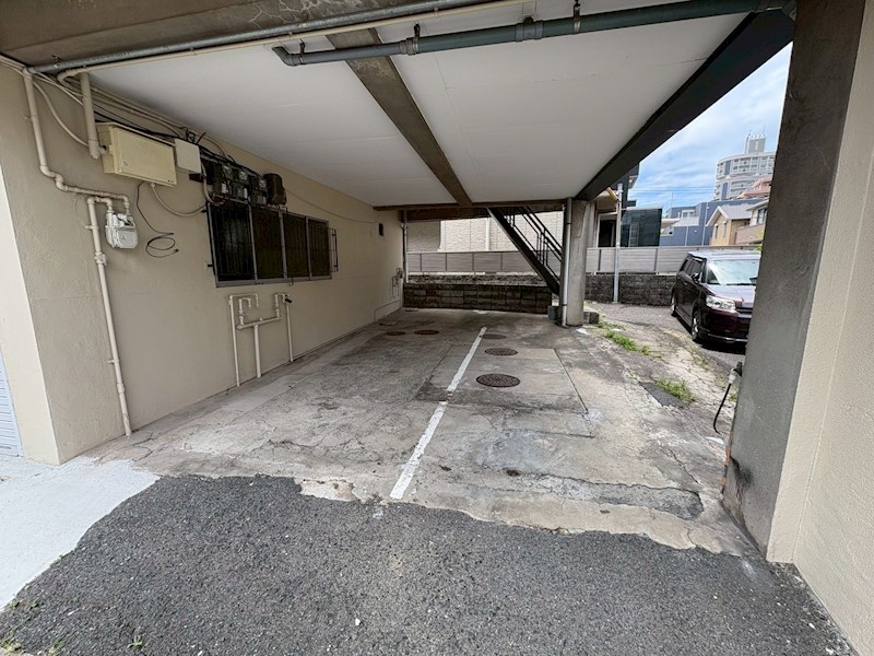荒生田三丁目３番テナント２ 駐車場
