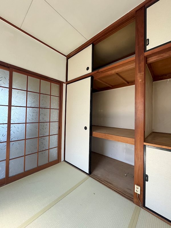 コーポ壱丁目 収納