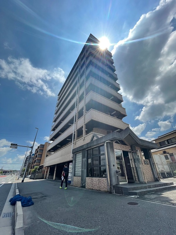 日神パレステージ九工大 外観