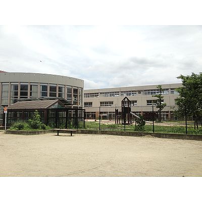 浅生二丁目駐車場 小学校
