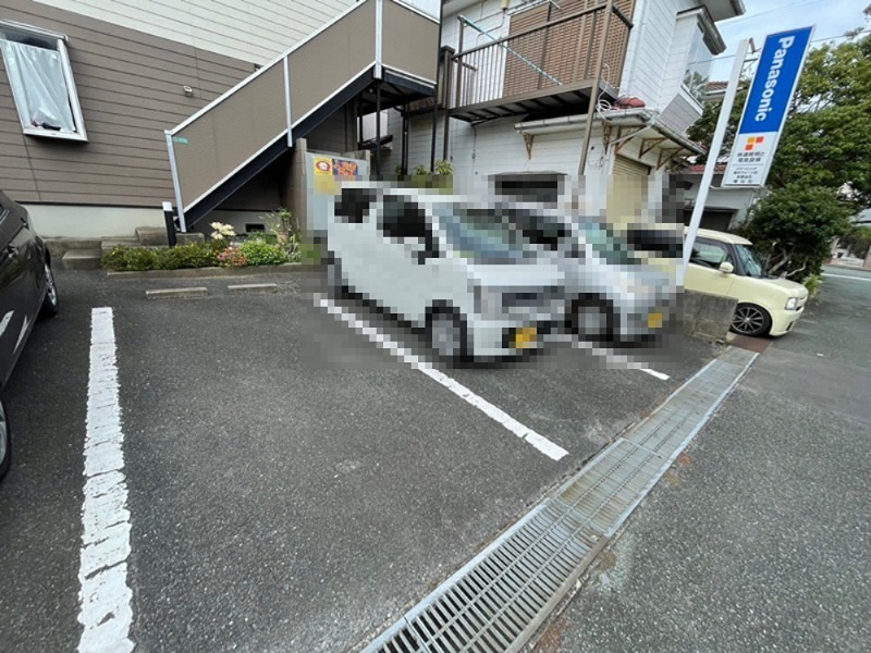 アメニティ高須 駐車場
