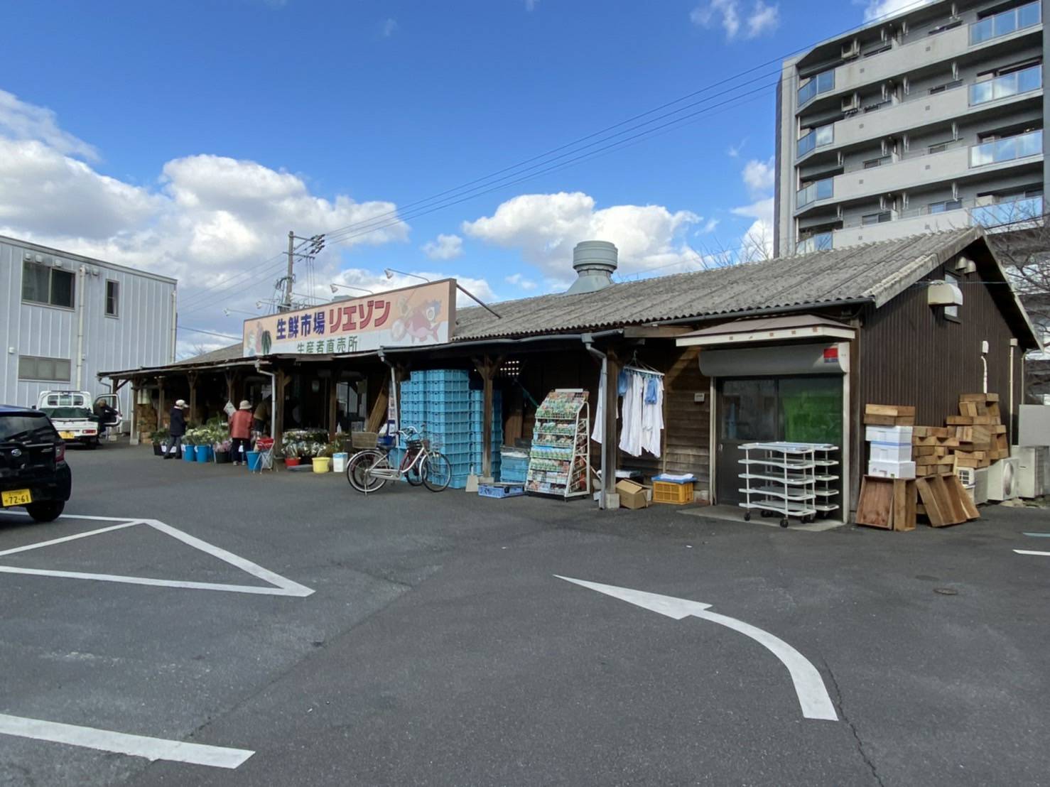 葛原本町一丁目13番貸店舗 スーパー