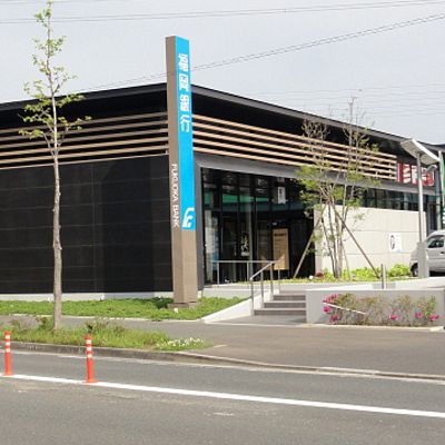 葛原本町一丁目13番貸店舗 銀行