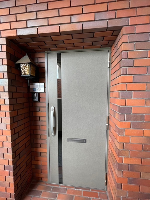 コーポランド桃園 玄関
