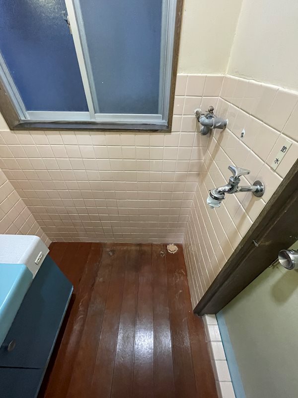 長谷一丁目17番貸家 洗面所