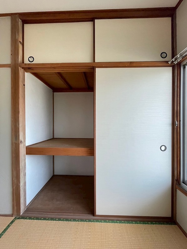 碇アパート 収納
