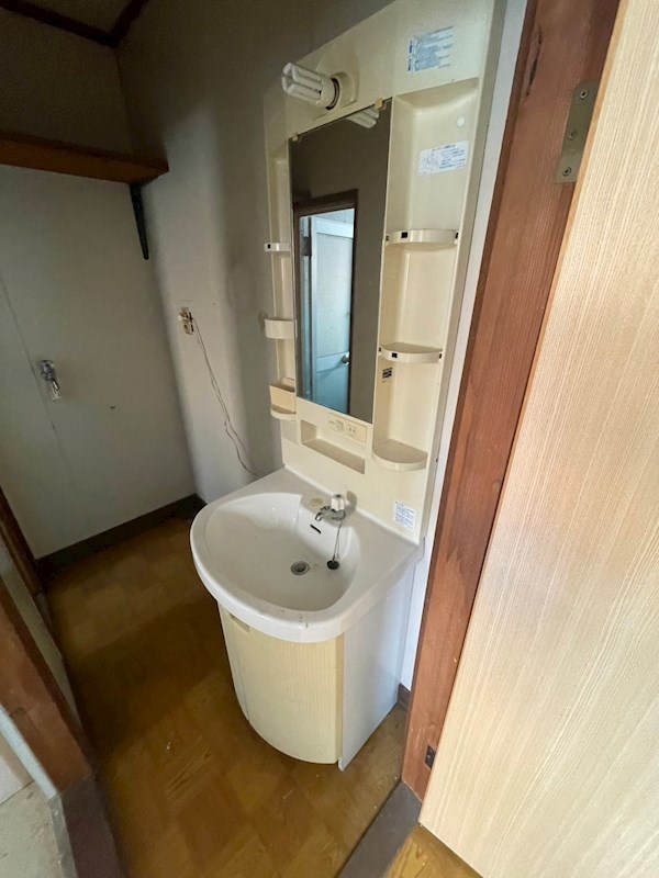 中央マンション 洗面所