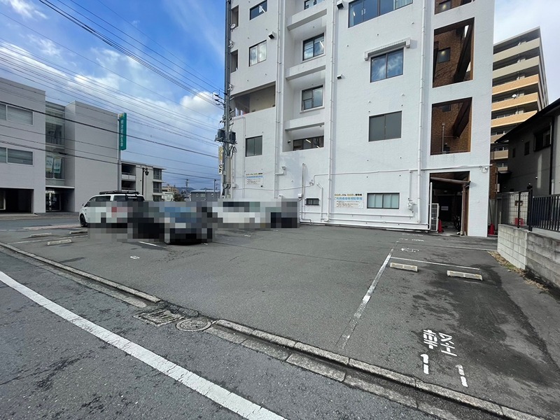 片島一丁目貸店舗 駐車場
