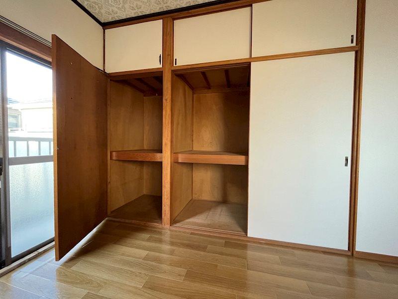 本城東一丁目19番6号貸家（末安邸） 収納