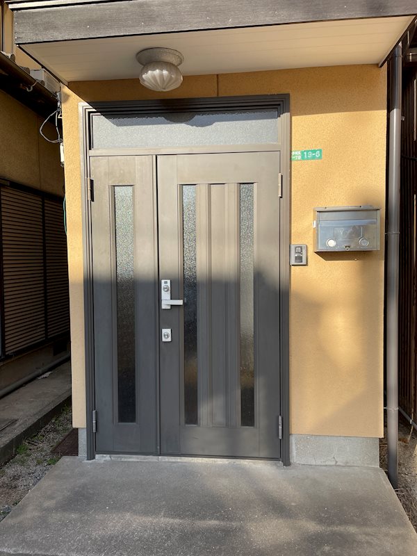 本城東一丁目19番6号貸家（末安邸） 玄関